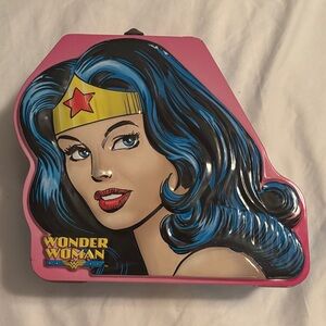 DC Comics Wonder Woman Pink and Blue Tin Case